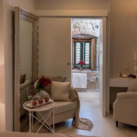 Heritage Jupiter Rooms **** Alojamento de Acomodação e Pequeno-almoço
